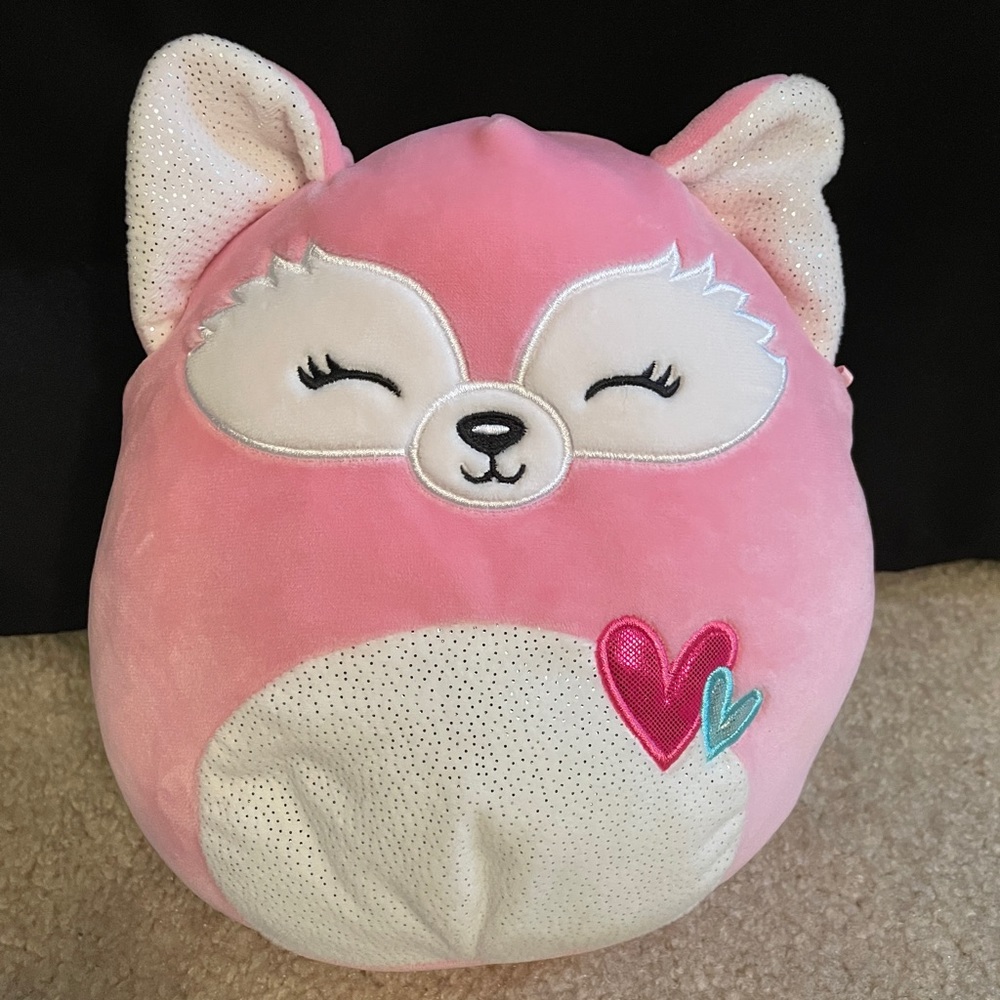 Flora the Fox Squishmallow 8”